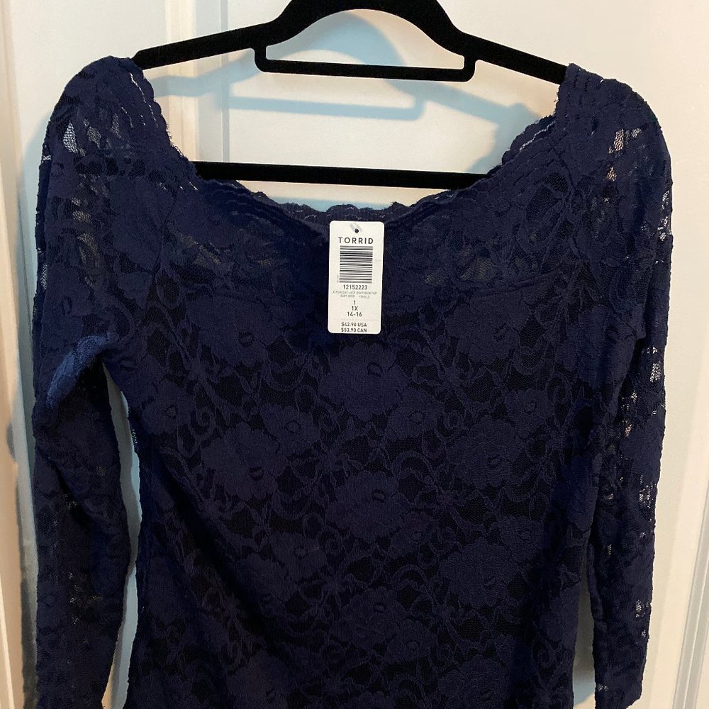 NWT Torrid Blue lace boatneck shirt, size 1